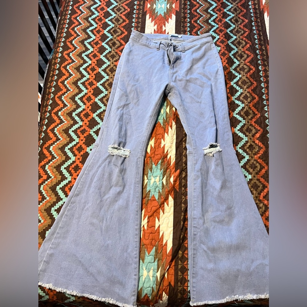 Online boutique bell bottoms ￼size Large